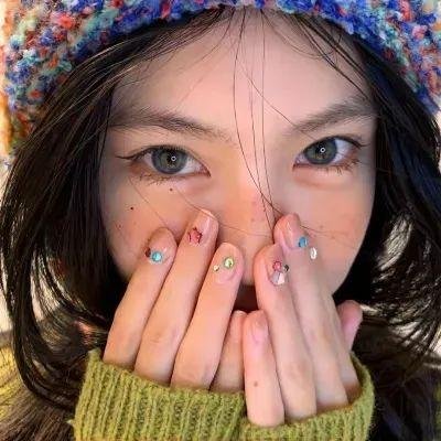黑暗中的两个人 海报